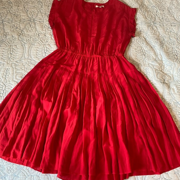 Madewell Silk Drop Pleat Dress - Picture 5 of 10